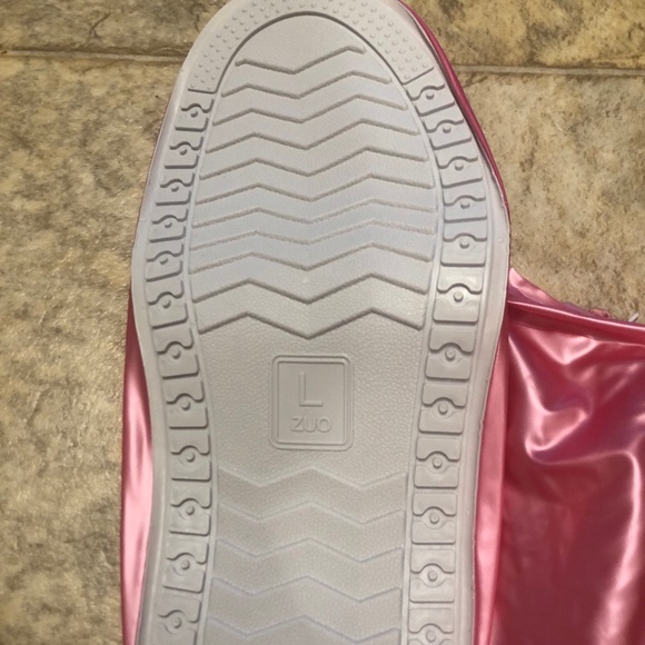 đź’– 2 Pairs x NEW Reusable Waterproof Shoe Cover - Picture 8 of 10